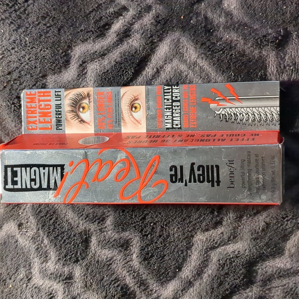 BENEFIT - They’re Real! Magnet Powerful lifting & lengthening mascara 'BLACK'
